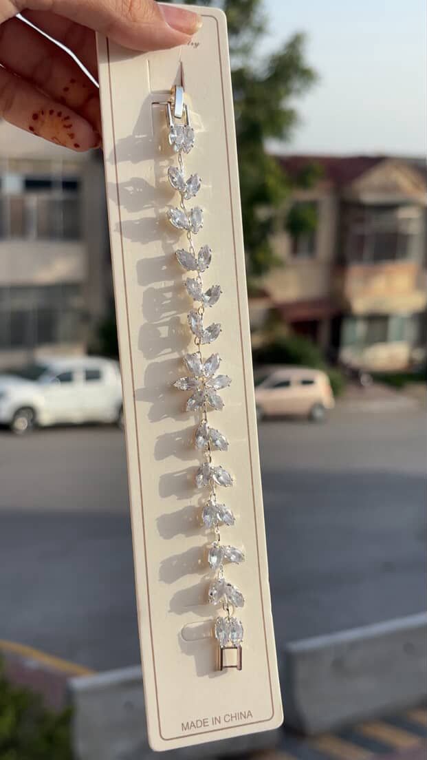 ✨ Elegant Crystal Flower Tennis Bracelets